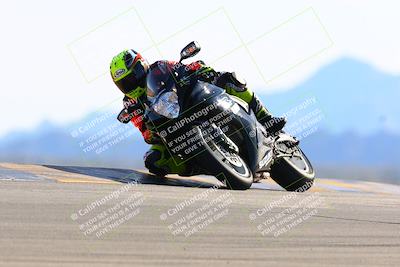 media/Jan-08-2022-SoCal Trackdays (Sat) [[1ec2777125]]/Turn 9 (125pm)/